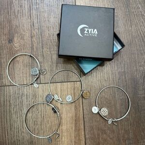 Zyia active bracelets